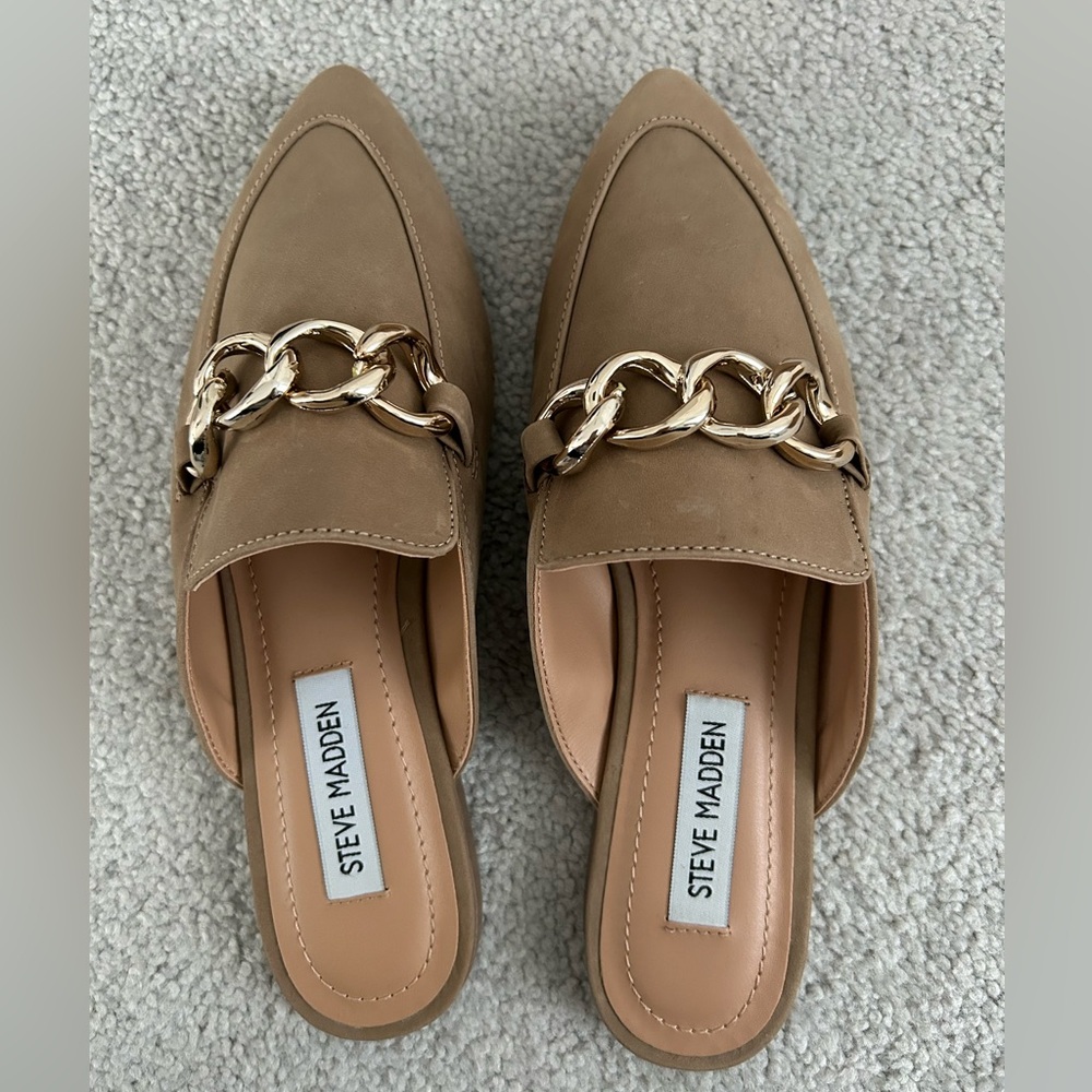 New in box Steve Madden mules